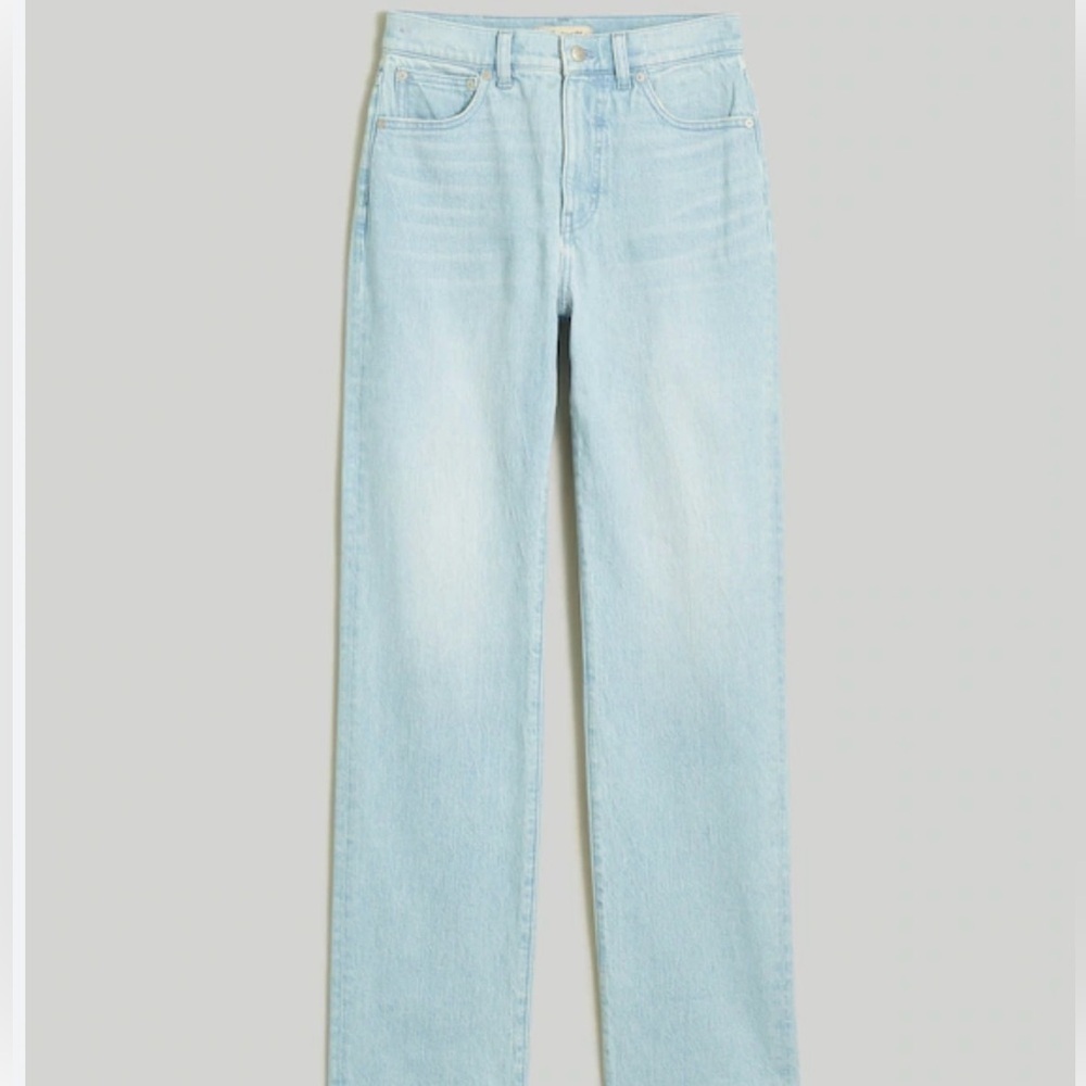 Madewell 90's Trainght Light Blue Denim Jeans NWOT 32T